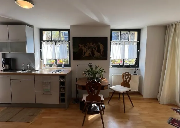 Im Stadionischem Hof * Walluf